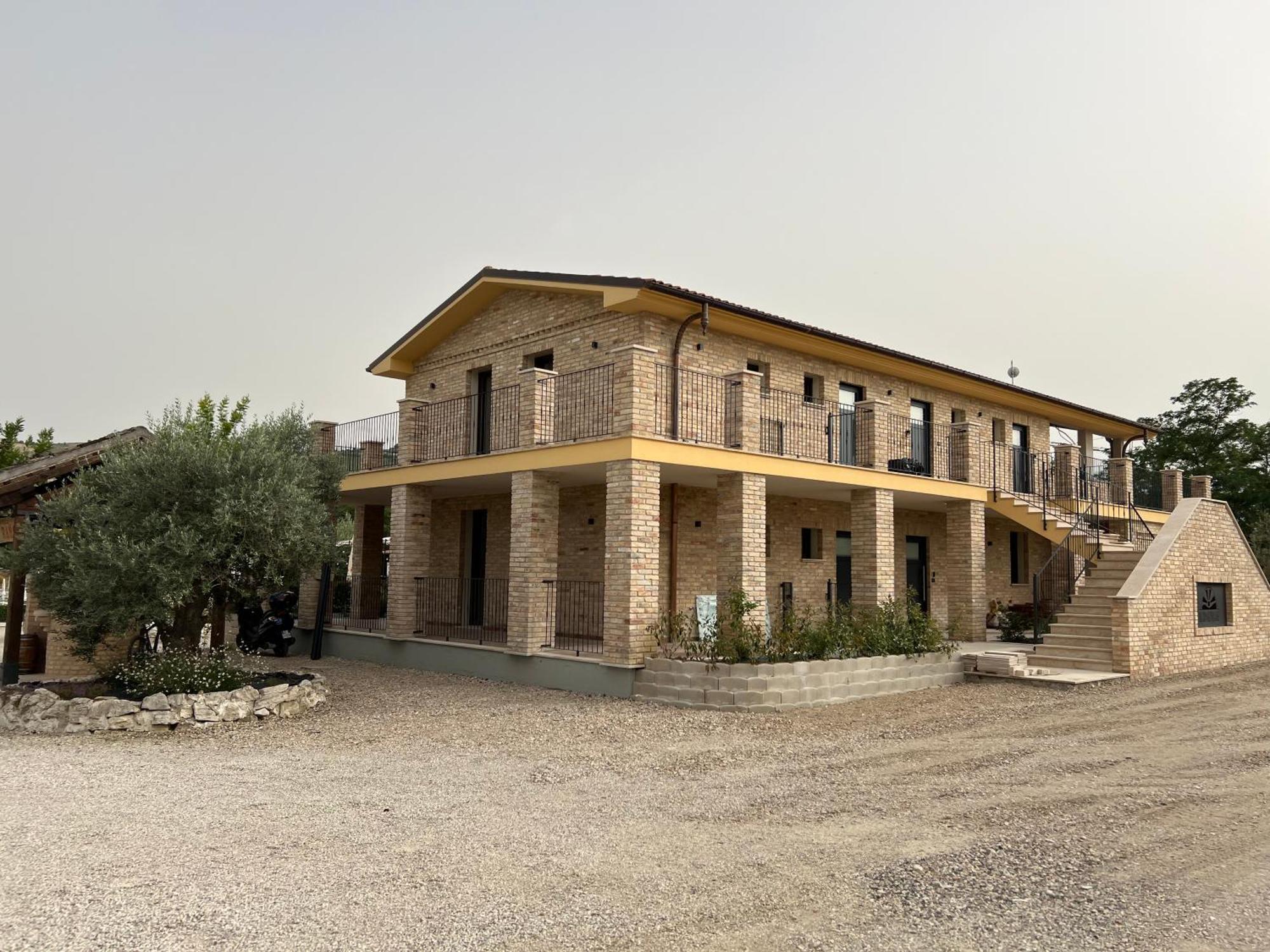 Ll Crinale Village Колли-дель-Тронто Экстерьер фото